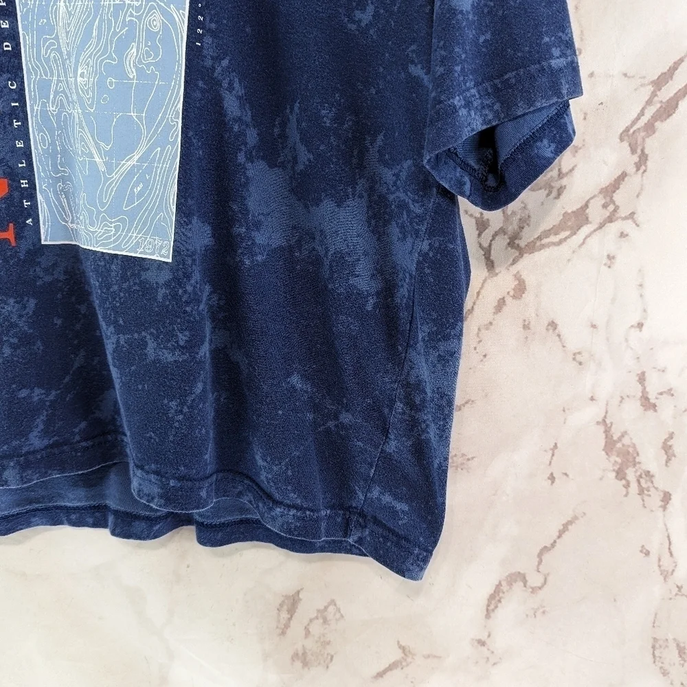 Nike T Shirt Womens Medium Blue Navy Crop Tee RWD Acid Wash Boxy Crew Neck Short